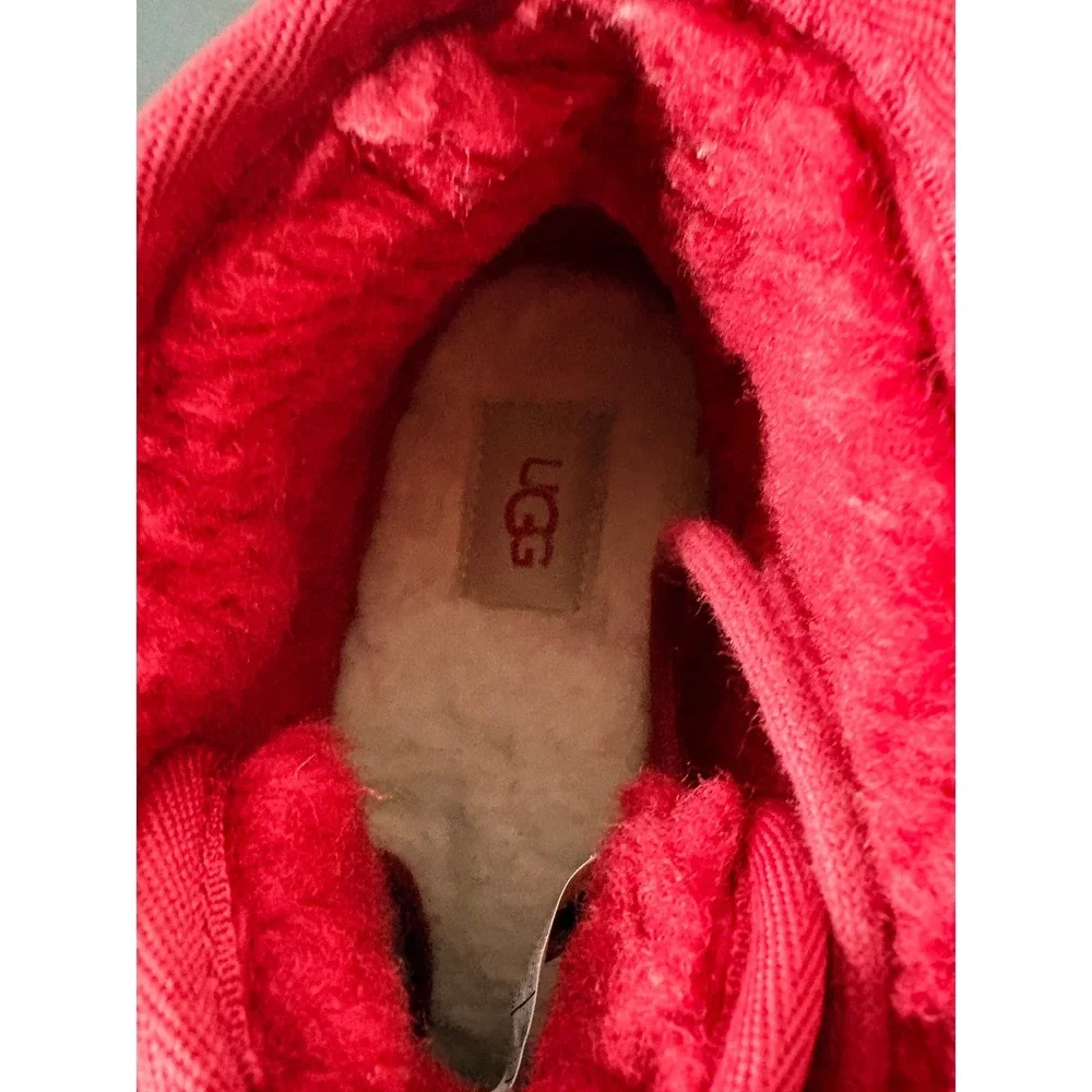 UGG Neumel Red‎ Suede Lace Up Chukka Boots 3236 Mens Size 9